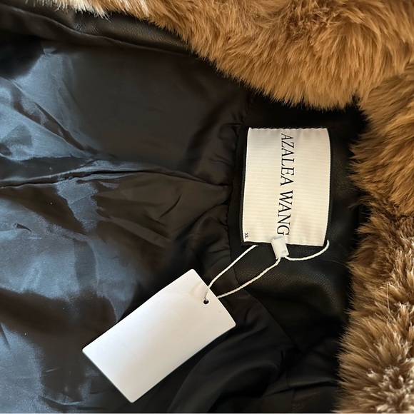 Fur lined jacket - Picture 2 of 4